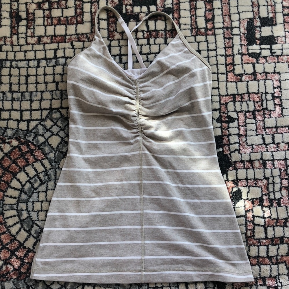 Lululemon tank